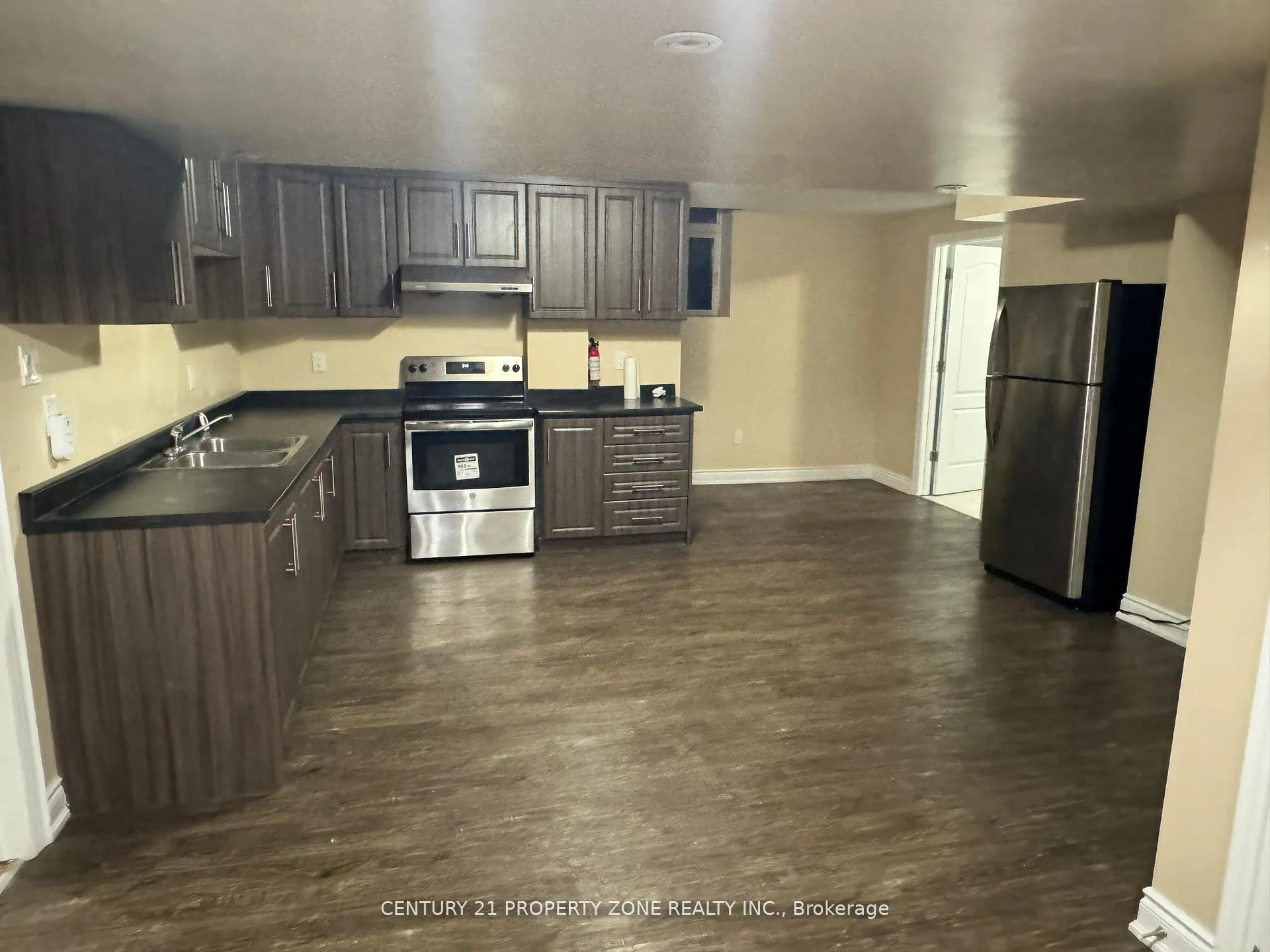 Photo 13 of Unit Bsmt, 23 Royal West Drive, Brampton, Credit Valley — HOMEH