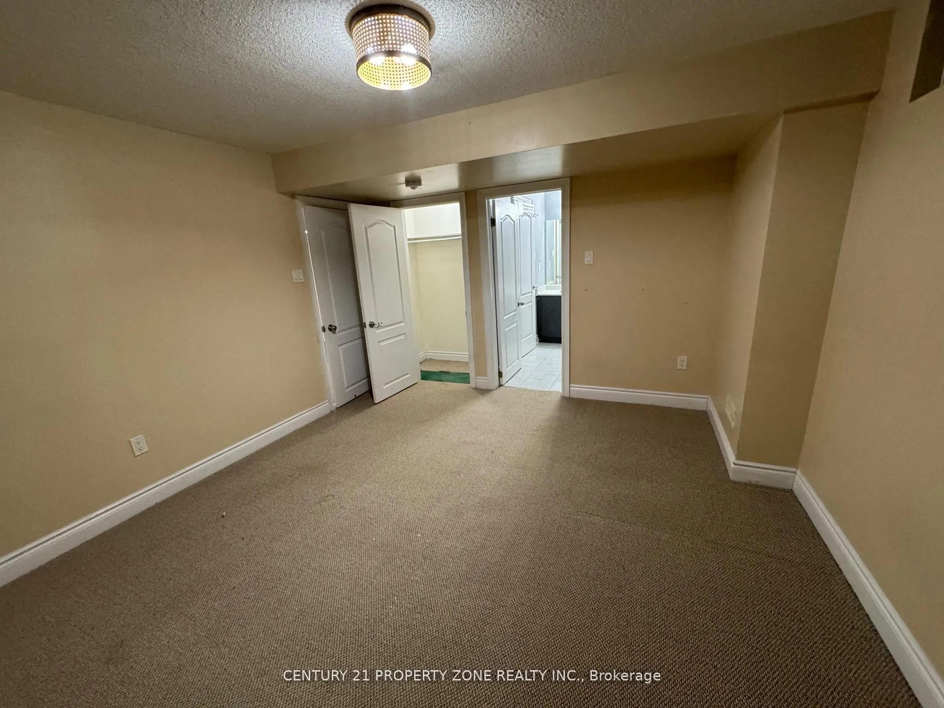 Photo 15 of Unit Bsmt, 23 Royal West Drive, Brampton, Credit Valley — HOMEH