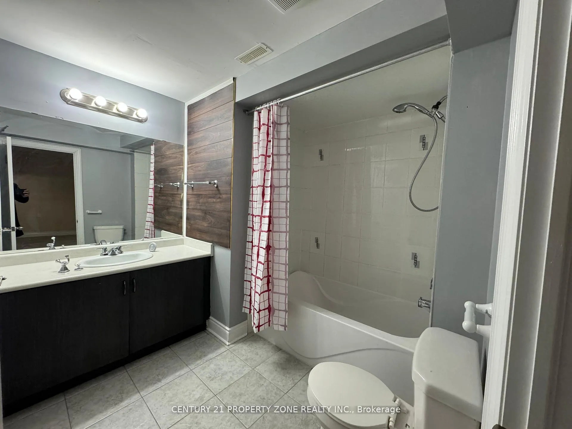 Photo 22 of Unit Bsmt, 23 Royal West Drive, Brampton, Credit Valley — HOMEH