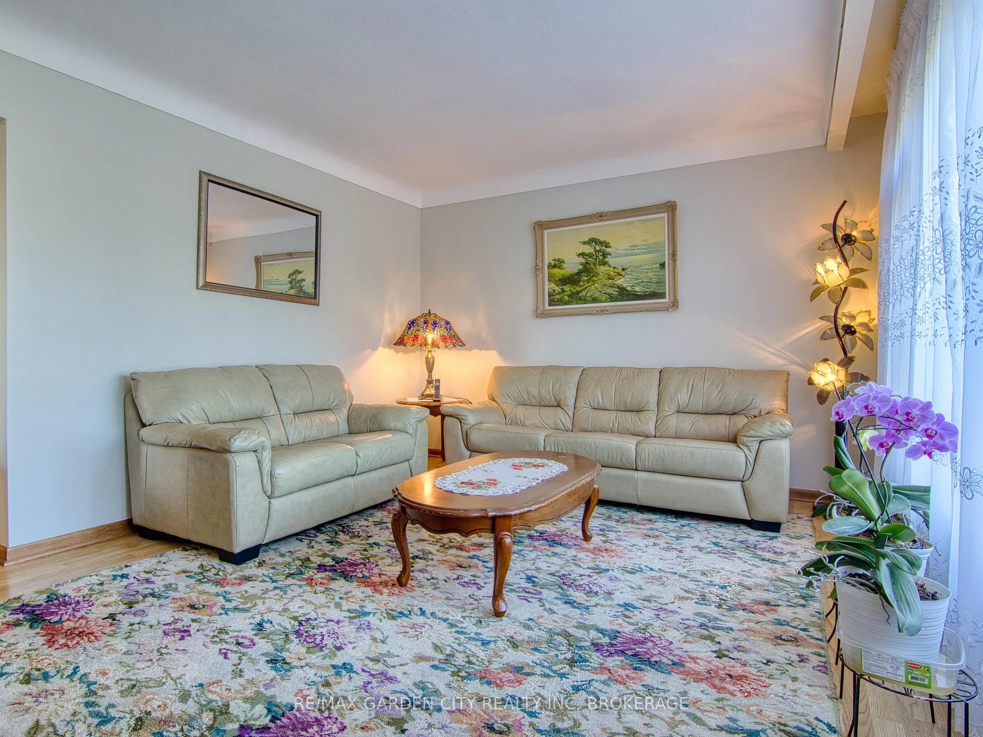 Photo 9 of 4095 Montcalm Crescent, Niagara Falls, Chippawa — HOMEH