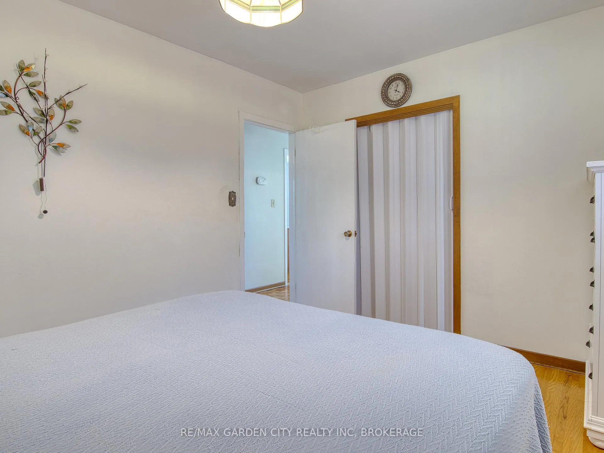 Photo 20 of 4095 Montcalm Crescent, Niagara Falls, Chippawa — HOMEH