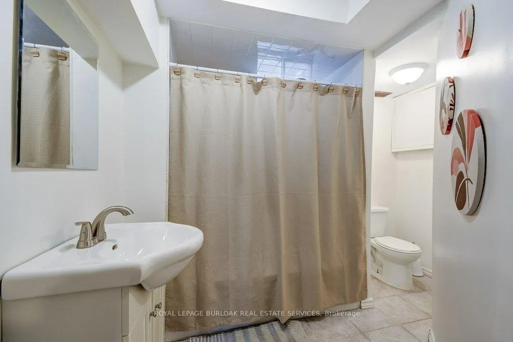 Photo 32 of 448 Rexford Drive, Hamilton, Randall — HOMEH