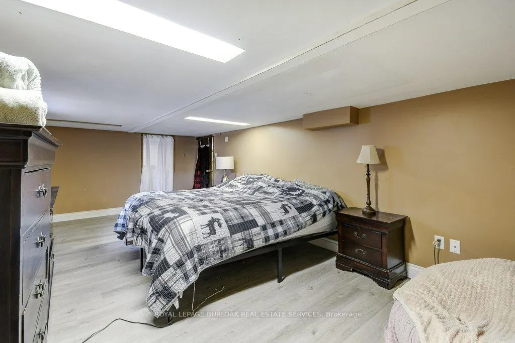 Photo 34 of 448 Rexford Drive, Hamilton, Randall — HOMEH