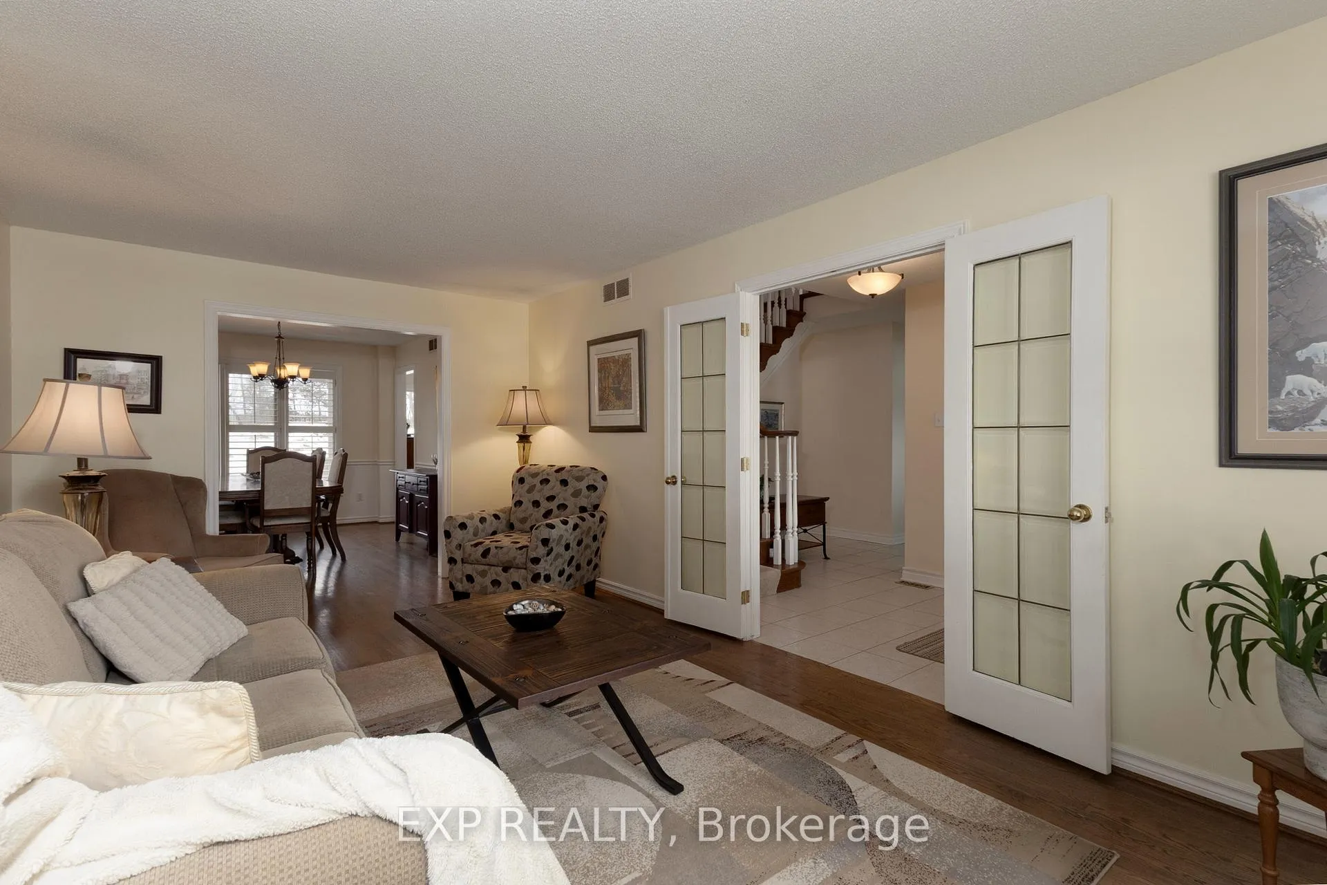 Photo 8 of 122 Parkview Drive, Thames Centre, Dorchester — HOMEH