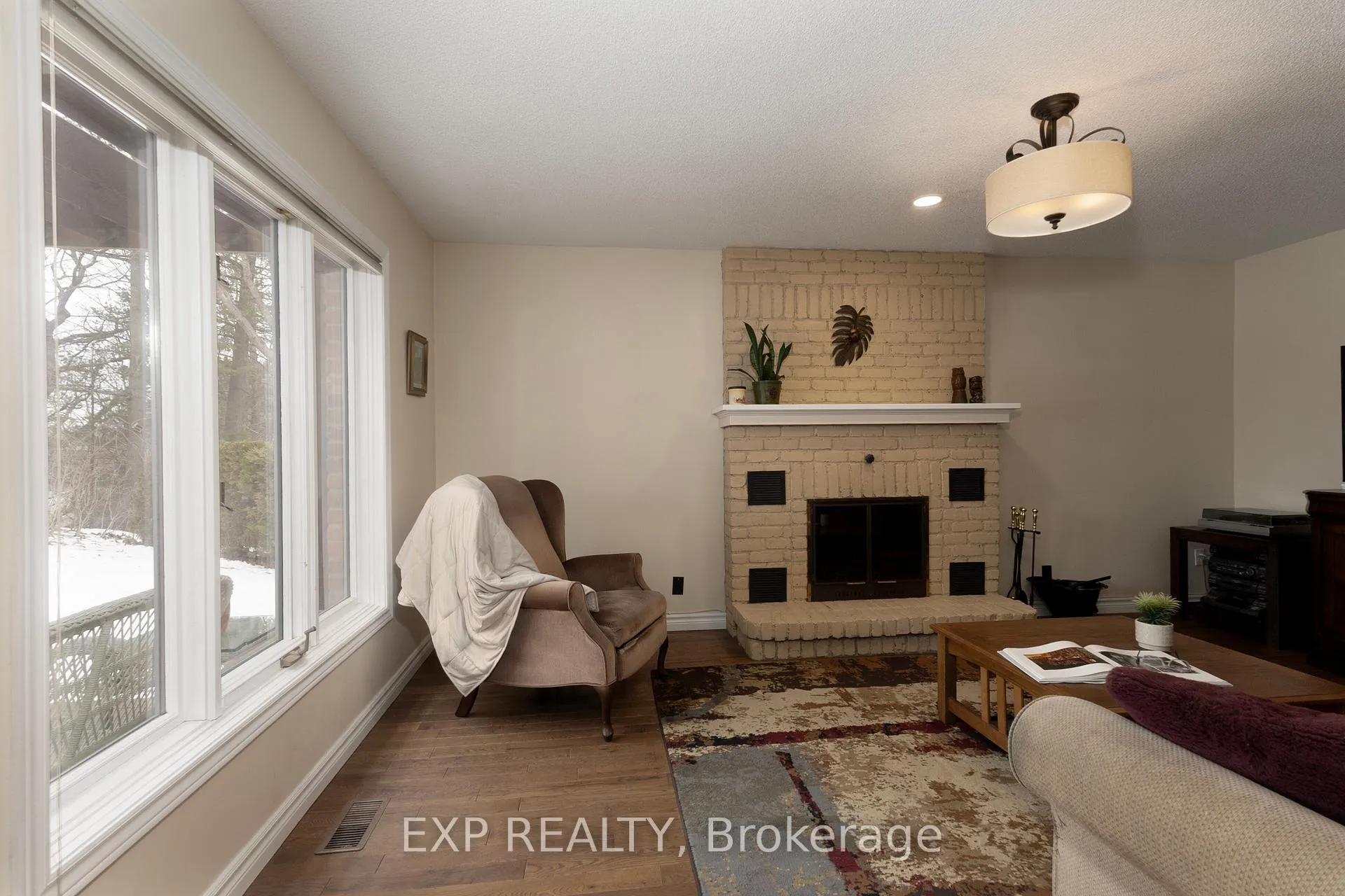Photo 18 of 122 Parkview Drive, Thames Centre, Dorchester — HOMEH