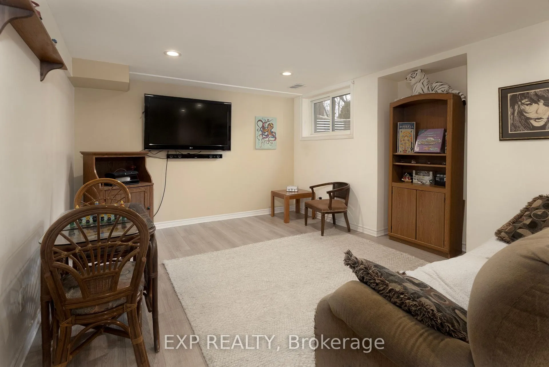 Photo 33 of 122 Parkview Drive, Thames Centre, Dorchester — HOMEH