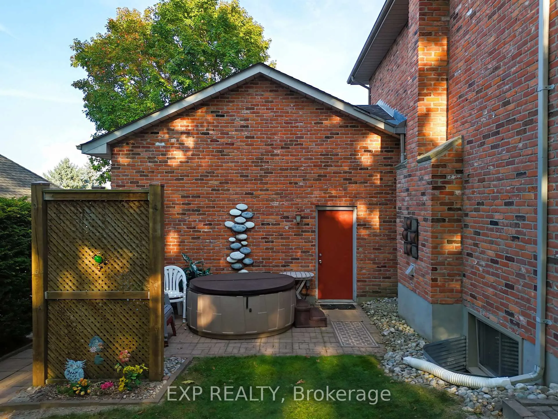 Photo 43 of 122 Parkview Drive, Thames Centre, Dorchester — HOMEH