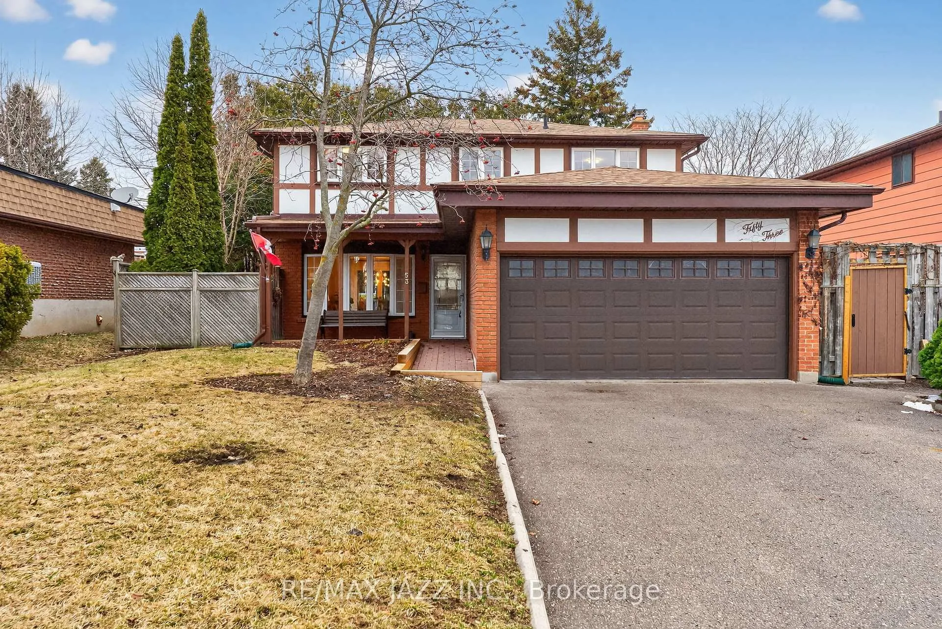 Photo 2 of 53 Oakdale Drive, Oshawa, Donevan — HOMEH