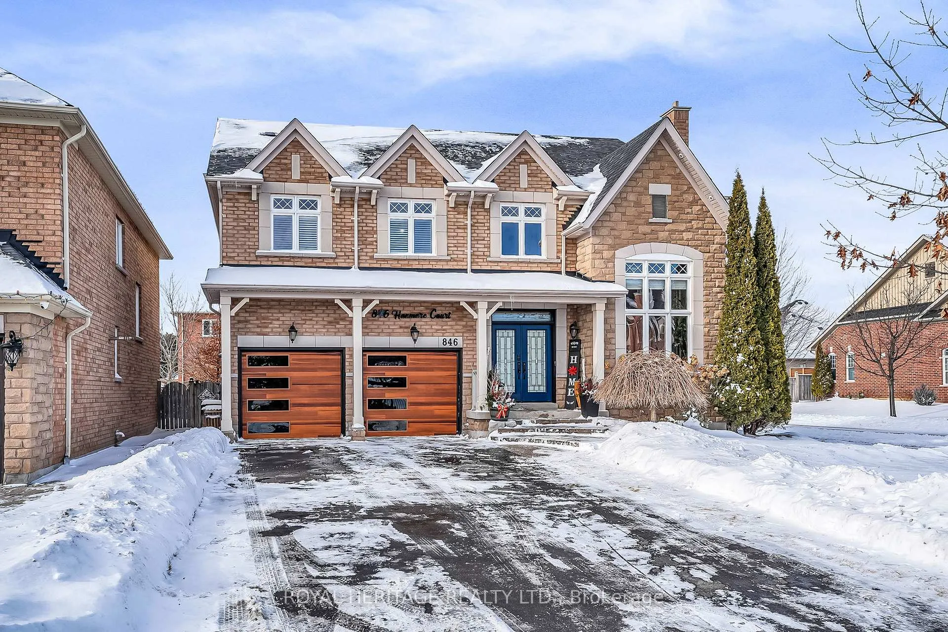 Front of 846 Hanmore Court
