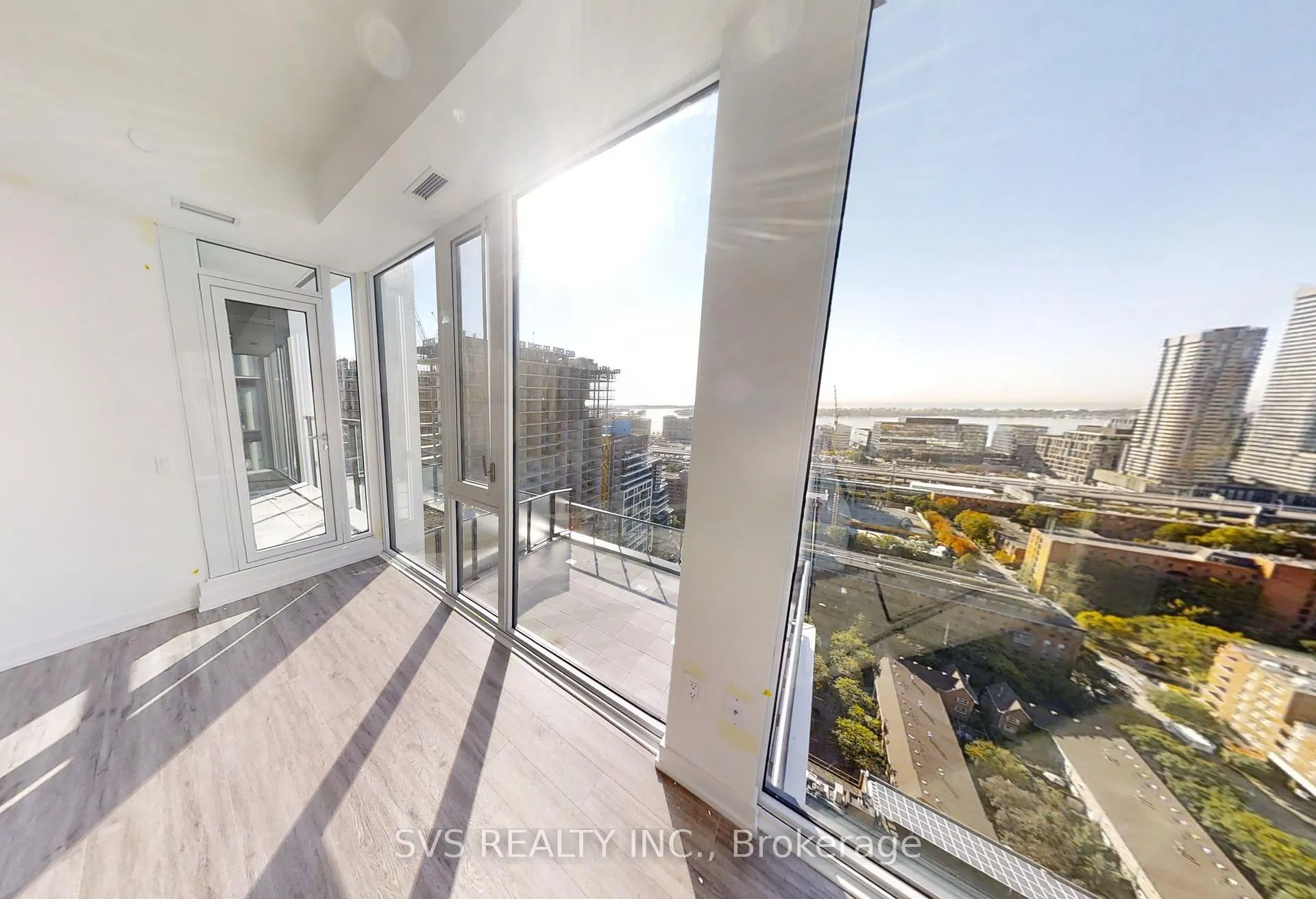Photo 3 of Unit 2606, 158 Front Street E, Toronto, Moss Park — HOMEH