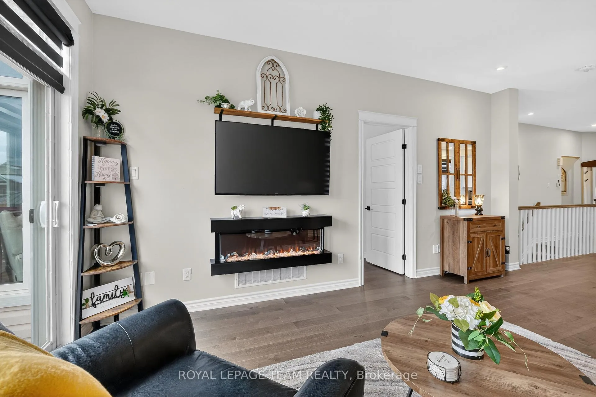 Photo 9 of 98 Kayenta Street, Ottawa, Remainder of Stittsville & Area — HOMEH