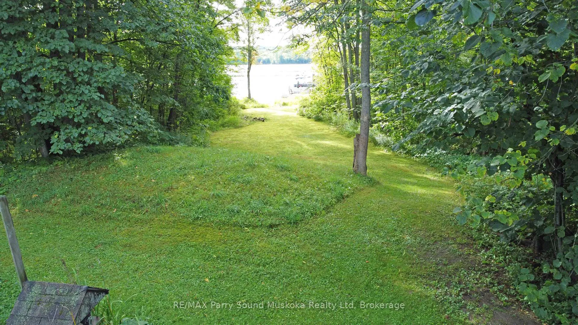 Photo 1 of 9 Fisher Lane, Whitestone, Hagerman — HOMEH