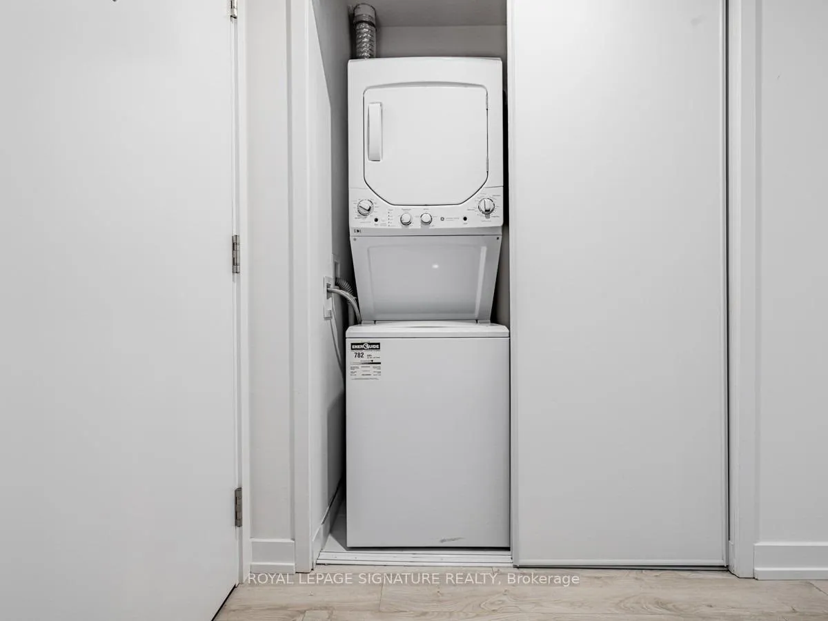 Photo 20 of Unit 707, 33 Helendale Avenue, Toronto, Yonge-Eglinton — HOMEH