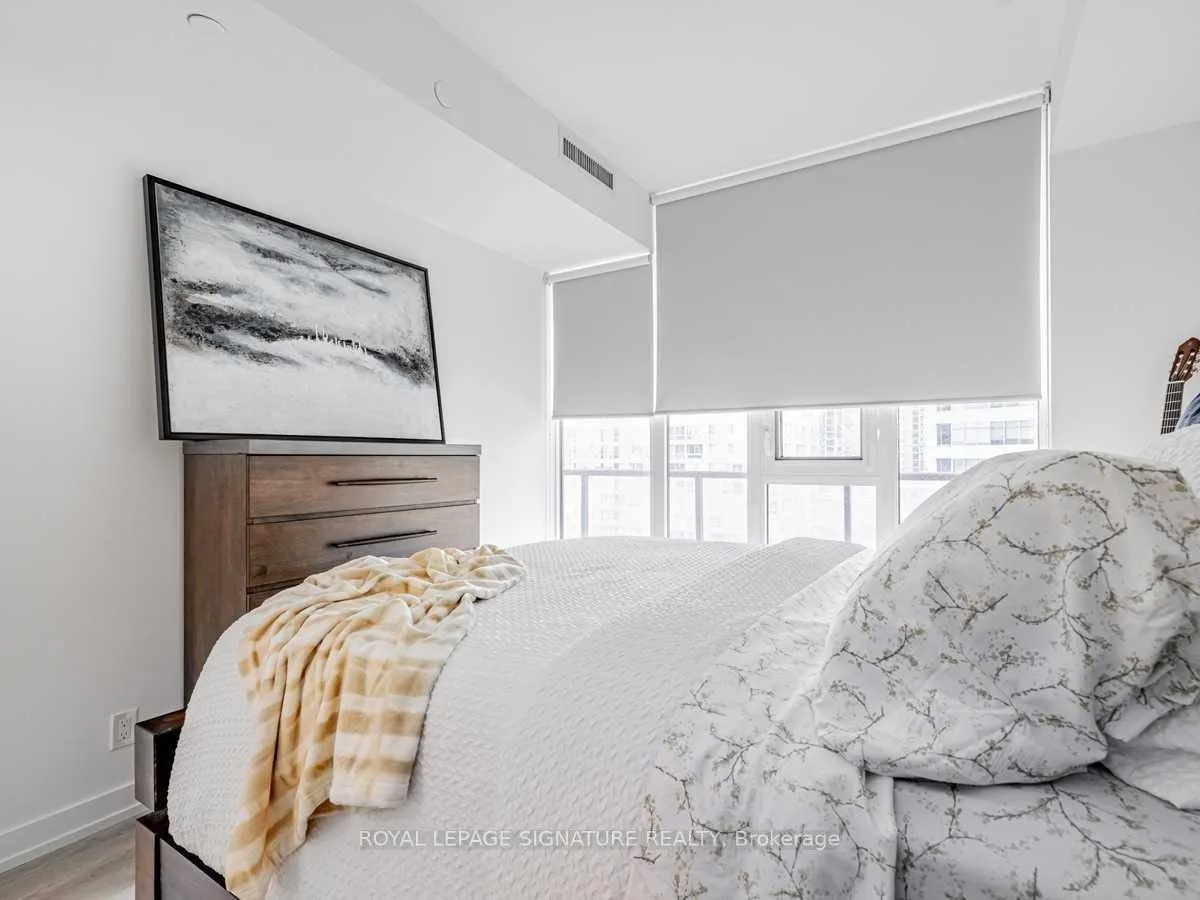 Photo 24 of Unit 707, 33 Helendale Avenue, Toronto, Yonge-Eglinton — HOMEH