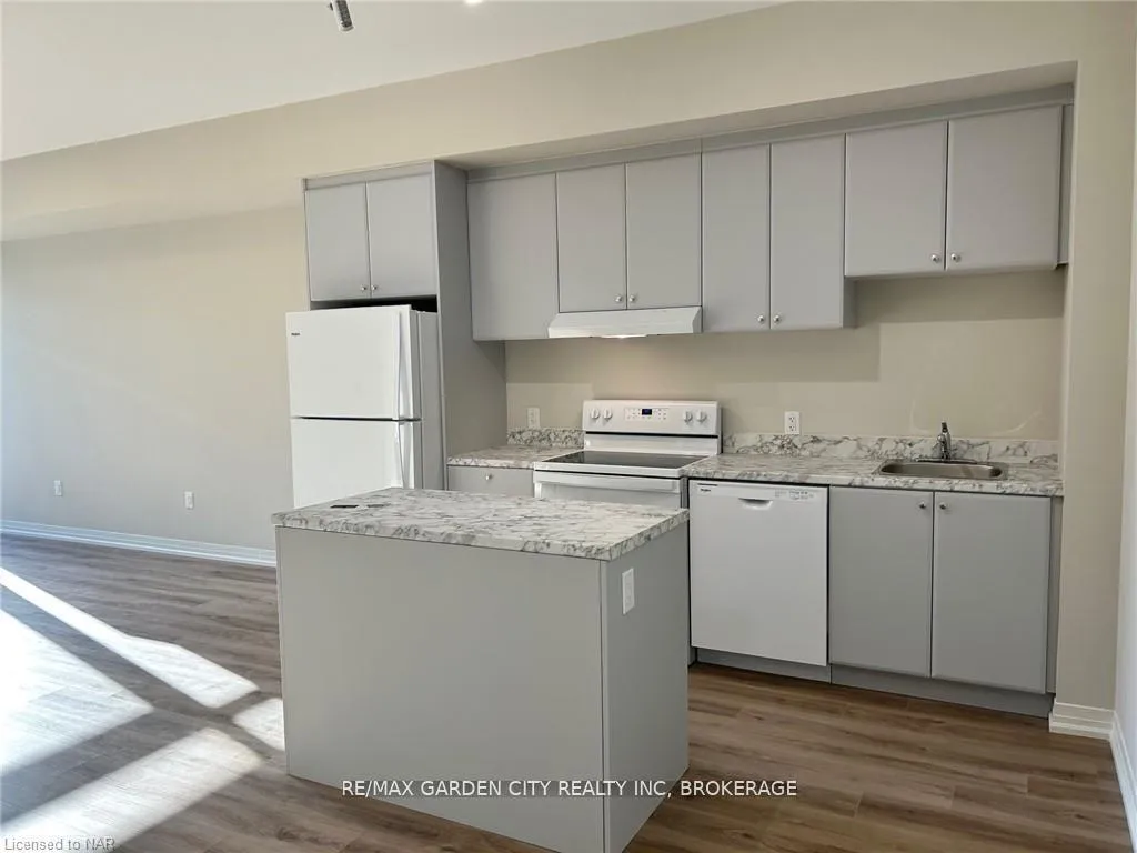 Photo 3 of Unit 0438, 50 Herrick Avenue, St. Catharines, Oakdale — HOMEH