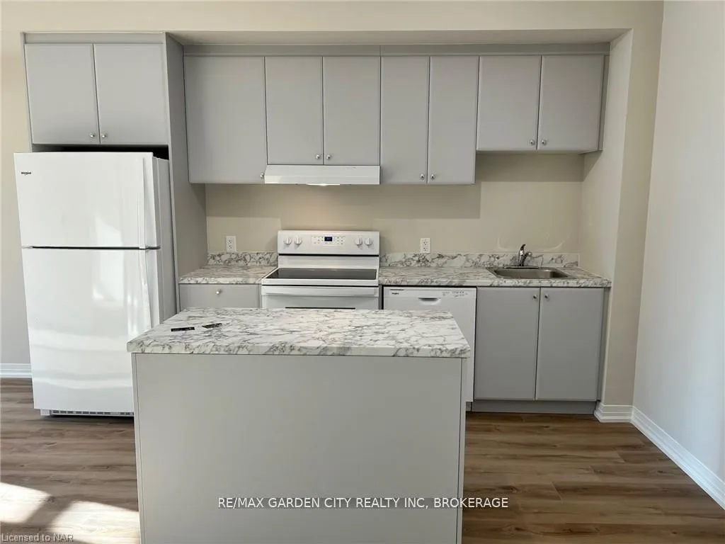 Photo 4 of Unit 0438, 50 Herrick Avenue, St. Catharines, Oakdale — HOMEH