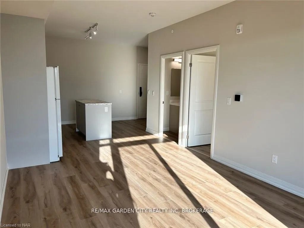 Photo 6 of Unit 0438, 50 Herrick Avenue, St. Catharines, Oakdale — HOMEH