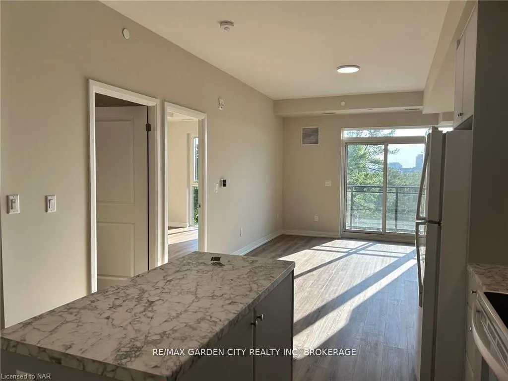 Photo 8 of Unit 0438, 50 Herrick Avenue, St. Catharines, Oakdale — HOMEH