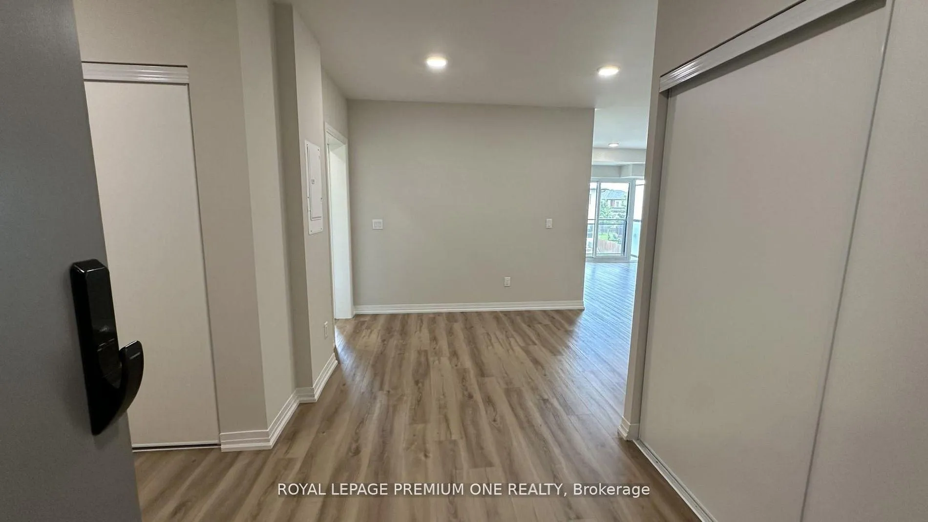 Photo 6 of Unit 220, 50 Herrick Avenue, St. Catharines, Oakdale — HOMEH