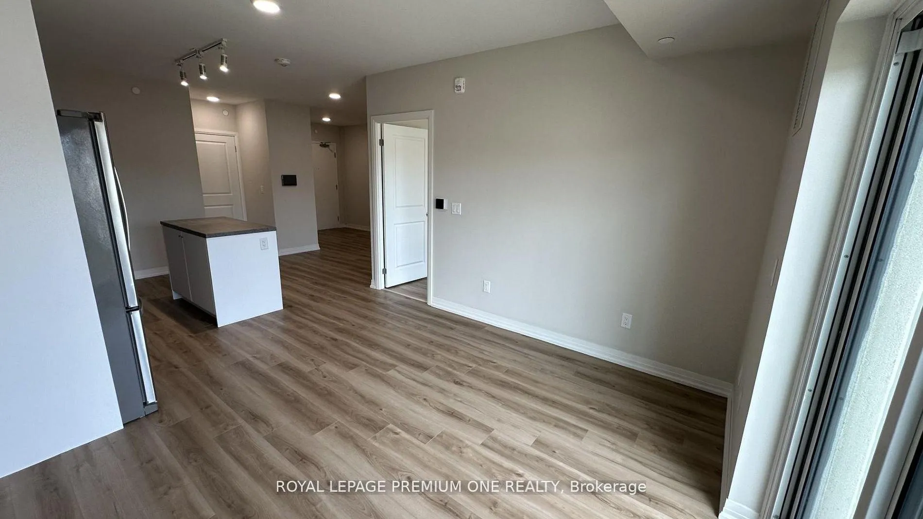 Photo 18 of Unit 220, 50 Herrick Avenue, St. Catharines, Oakdale — HOMEH