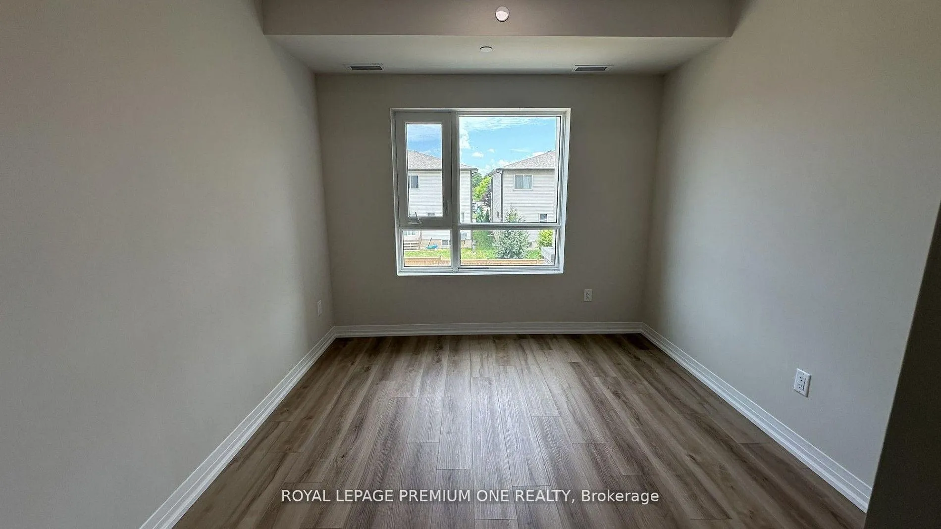 Photo 22 of Unit 220, 50 Herrick Avenue, St. Catharines, Oakdale — HOMEH