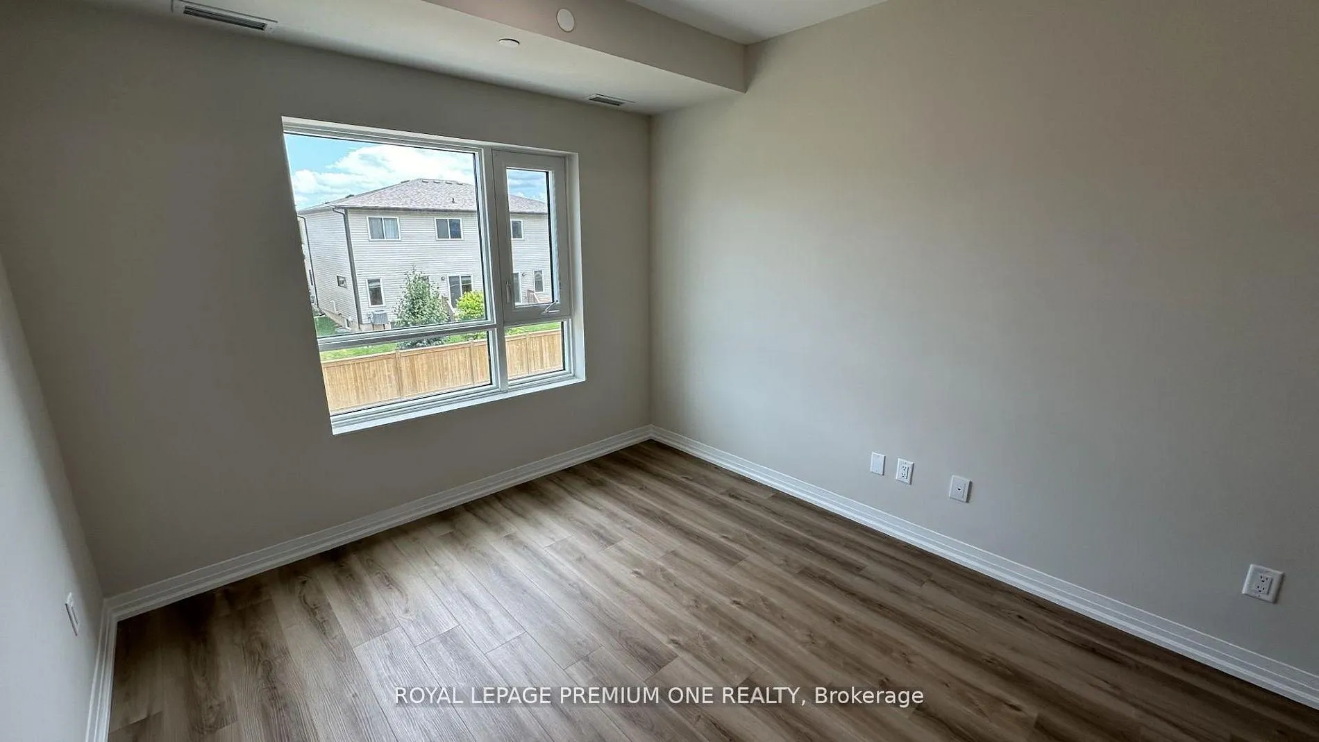 Photo 25 of Unit 220, 50 Herrick Avenue, St. Catharines, Oakdale — HOMEH