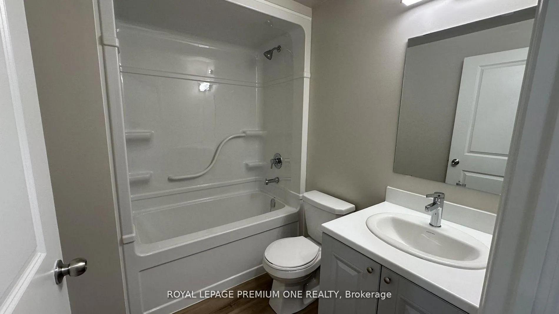 Photo 28 of Unit 220, 50 Herrick Avenue, St. Catharines, Oakdale — HOMEH