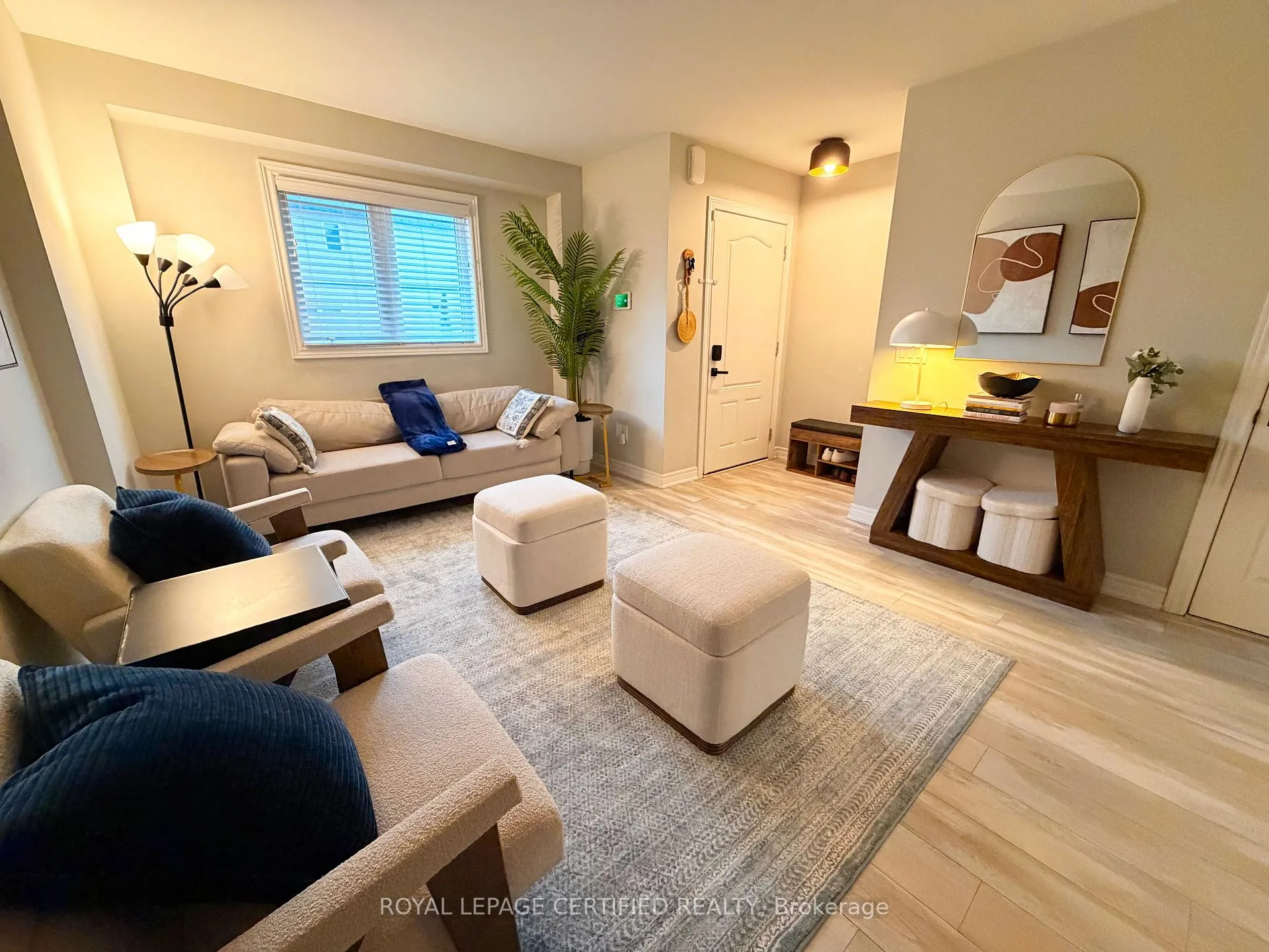 Photo 4 of Unit 53, 7768 Ascot Circle NE, Niagara Falls, Ascot — HOMEH