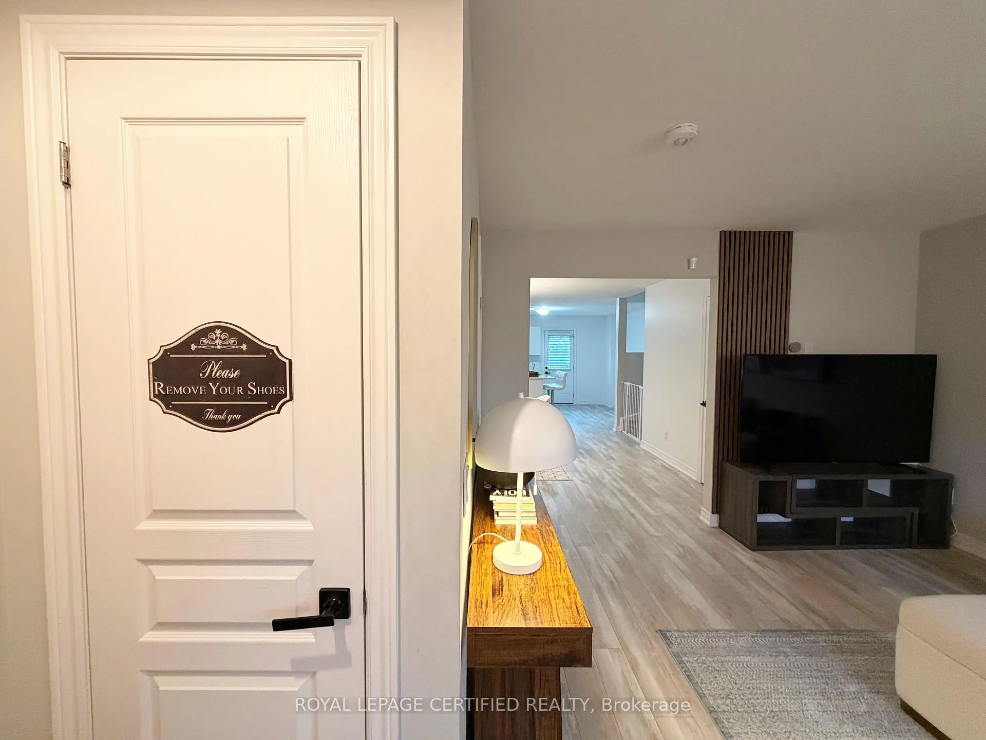 Photo 5 of Unit 53, 7768 Ascot Circle NE, Niagara Falls, Ascot — HOMEH