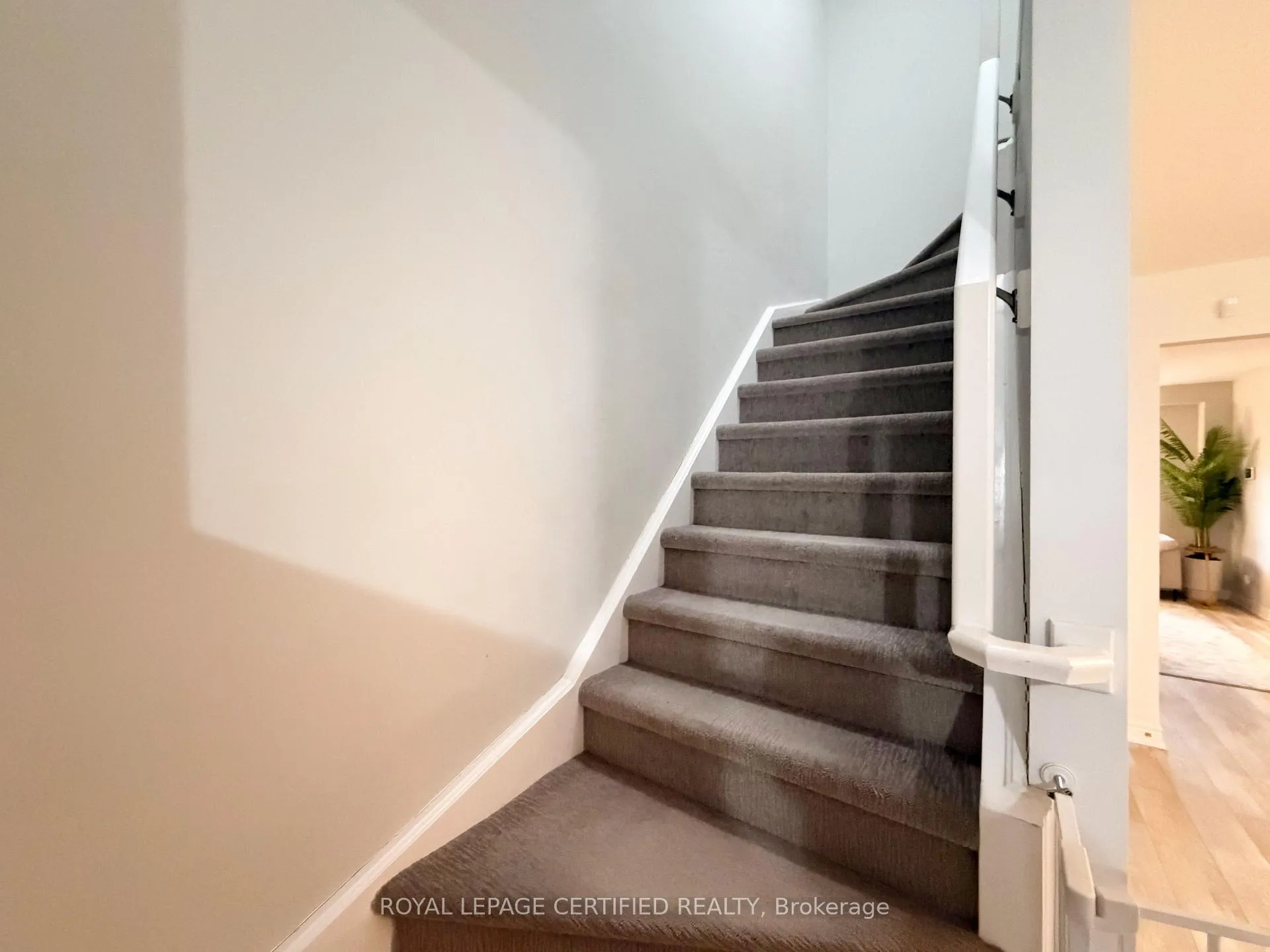 Photo 15 of Unit 53, 7768 Ascot Circle NE, Niagara Falls, Ascot — HOMEH