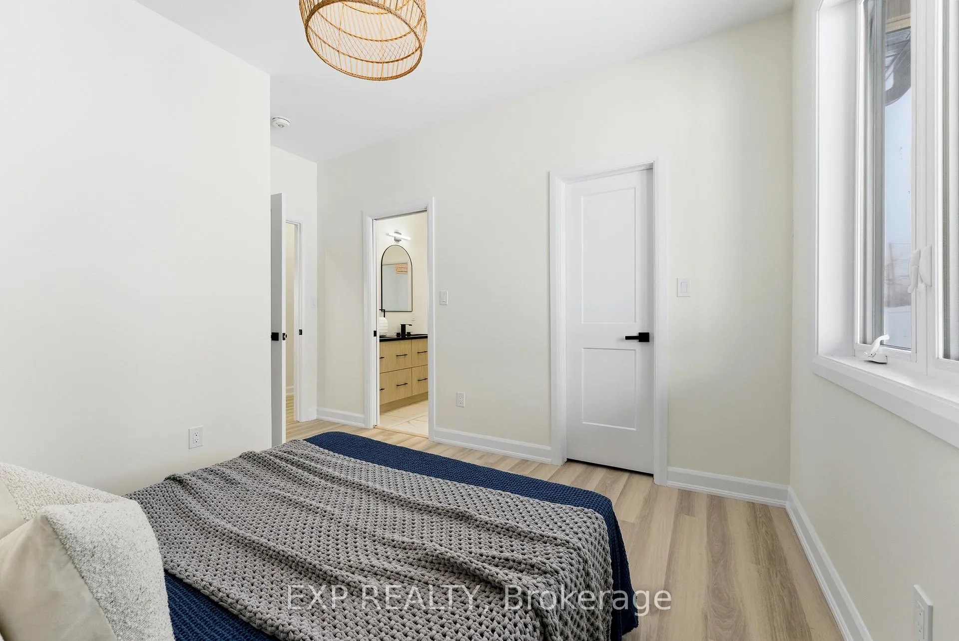 Photo 26 of 171 Pine Hill Crescent, Belleville, Thurlow Ward — HOMEH