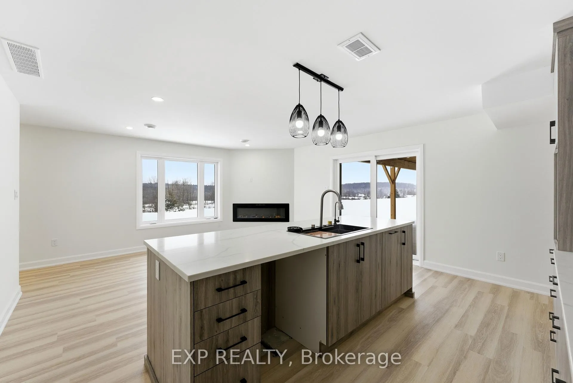 Photo 40 of 171 Pine Hill Crescent, Belleville, Thurlow Ward — HOMEH