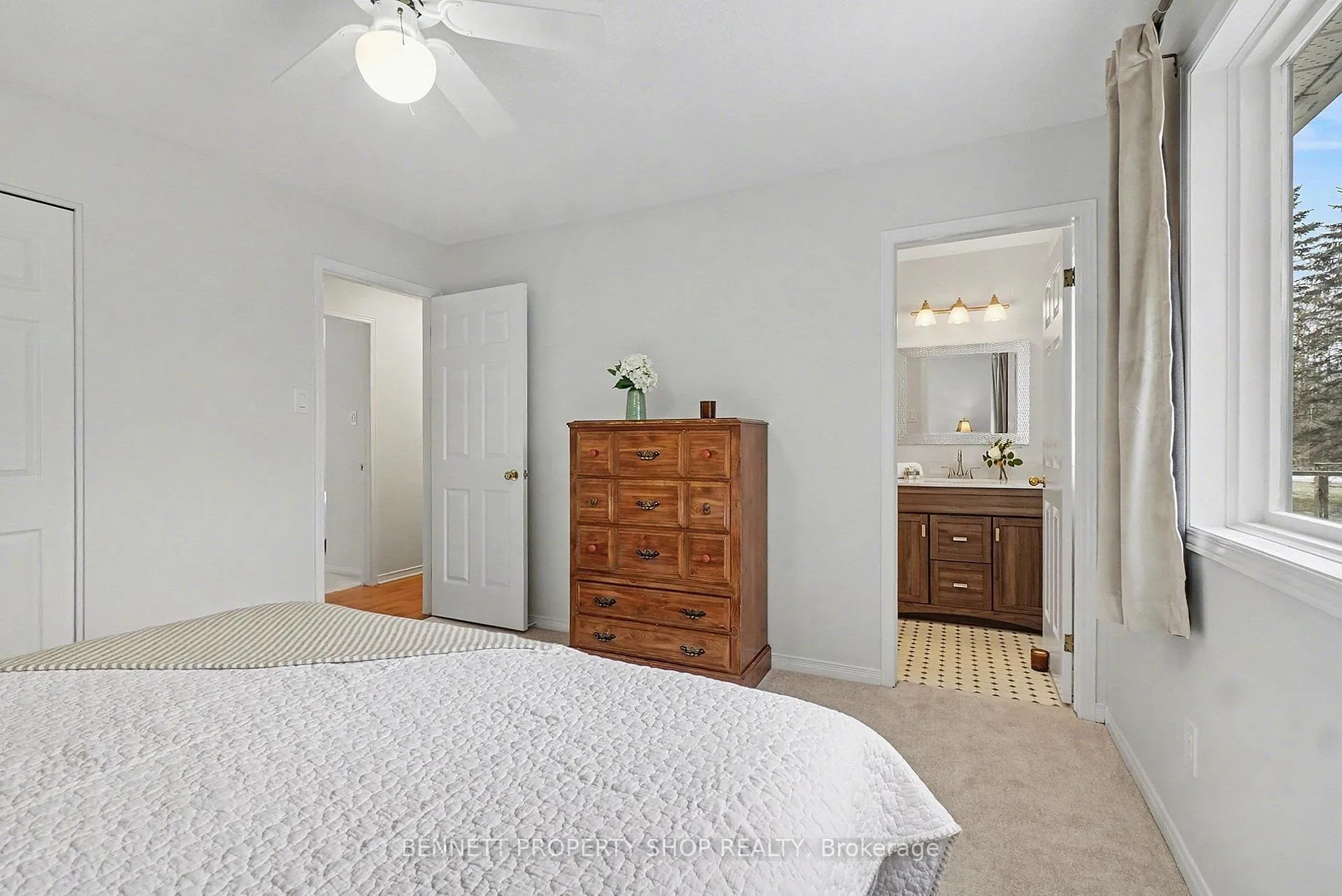 Photo 19 of 1262 Rousseau Crescent, Ottawa, Greely — HOMEH