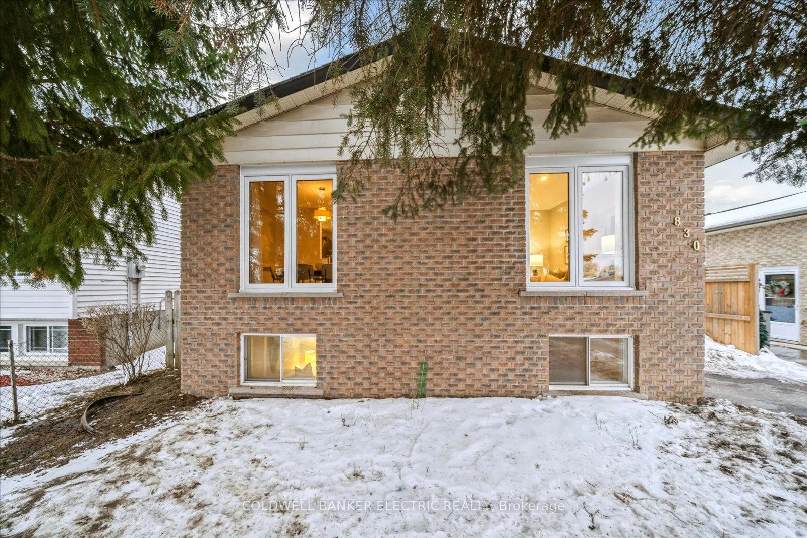 Photo 1 of 830 Orpington Road, Peterborough, Otonabee Ward 1 — HOMEH