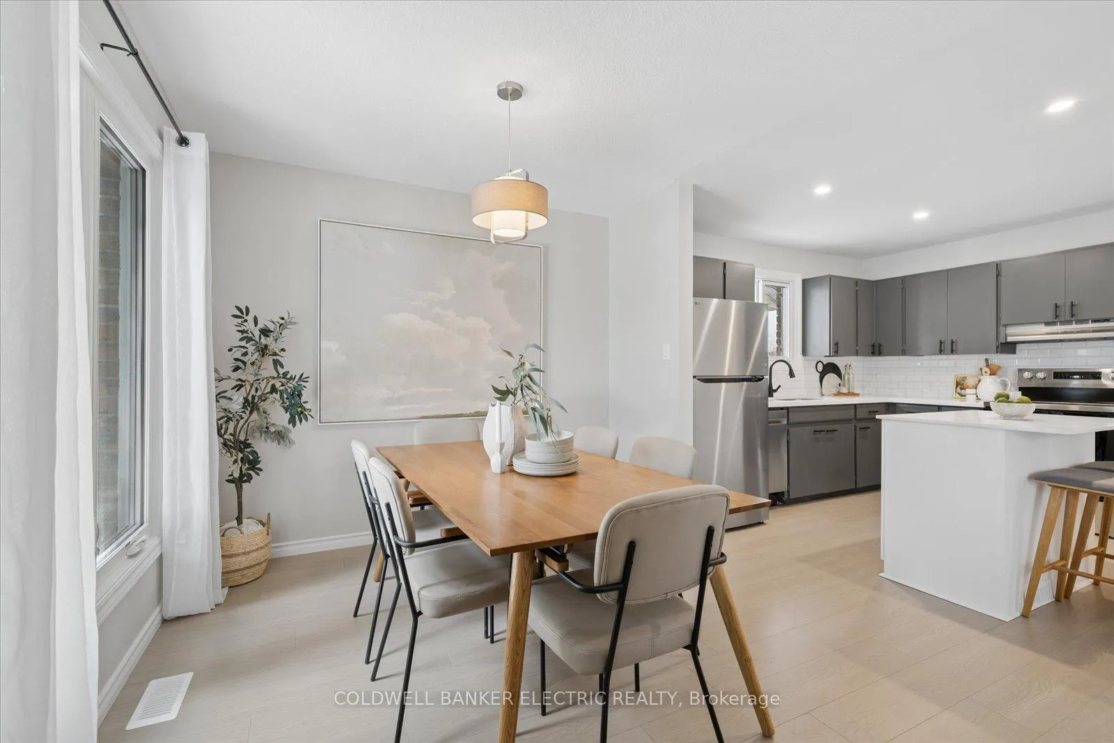 Photo 13 of 830 Orpington Road, Peterborough, Otonabee Ward 1 — HOMEH