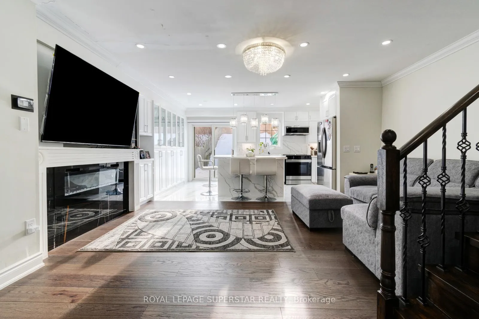 Photo 7 of 131 Checkerberry Crescent, Brampton, Sandringham-Wellington — HOMEH