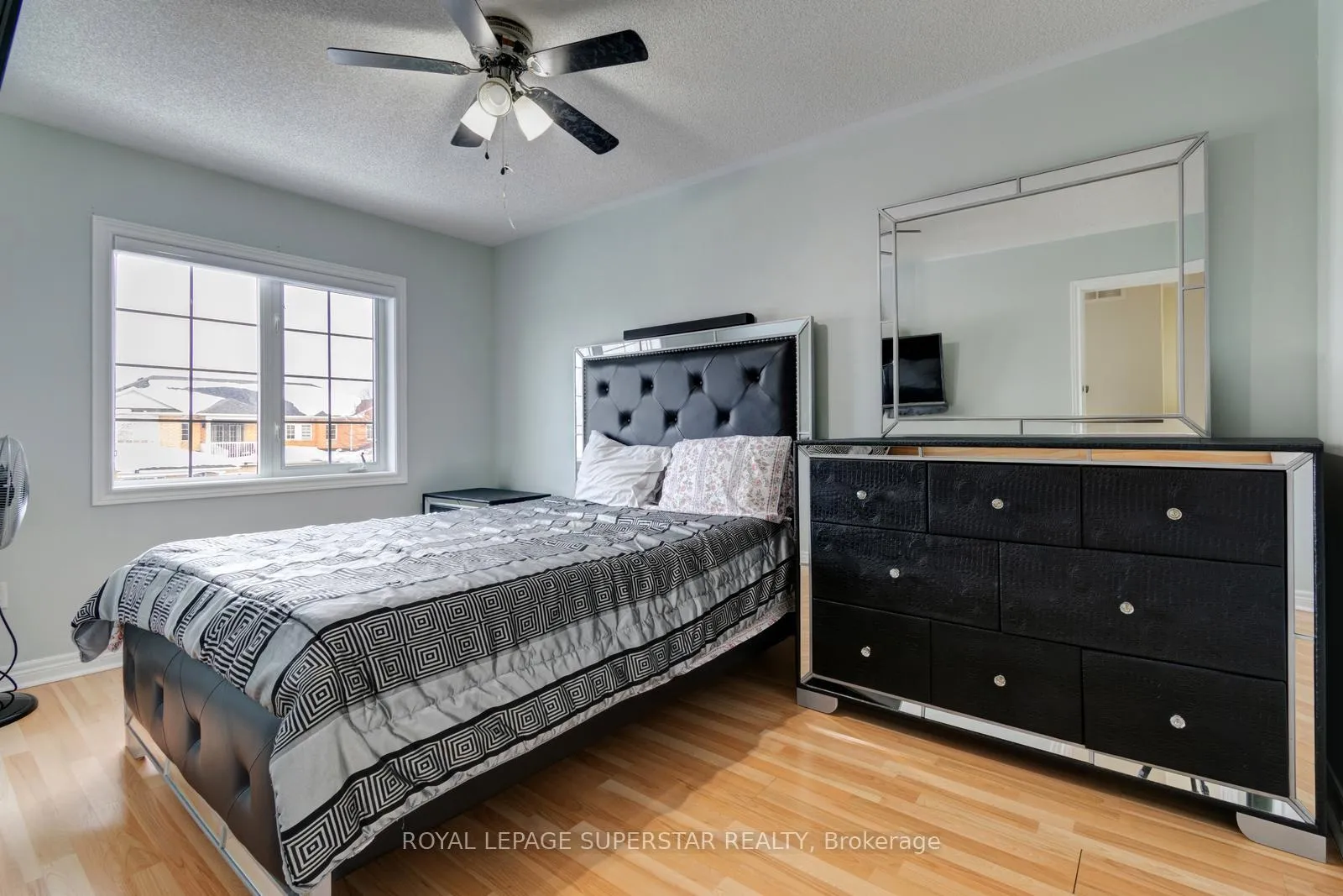 Photo 40 of 131 Checkerberry Crescent, Brampton, Sandringham-Wellington — HOMEH