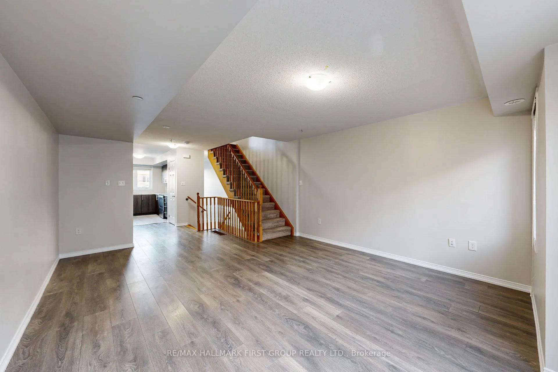 Photo 19 of 2532 Bromus Path, Oshawa, Windfields — HOMEH
