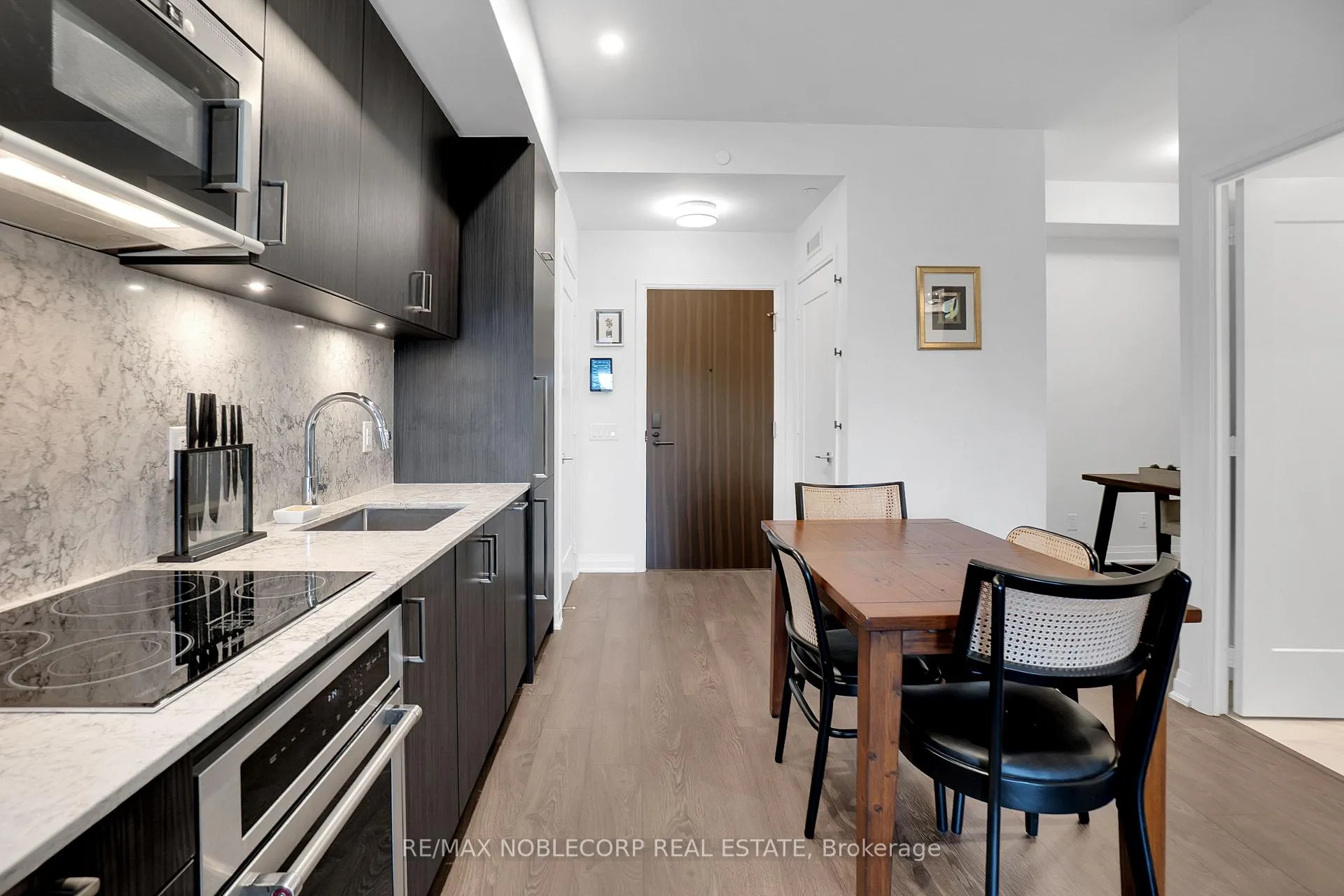 Photo 4 of Unit 531, 280 Howland Avenue, Toronto, The Annex — HOMEH