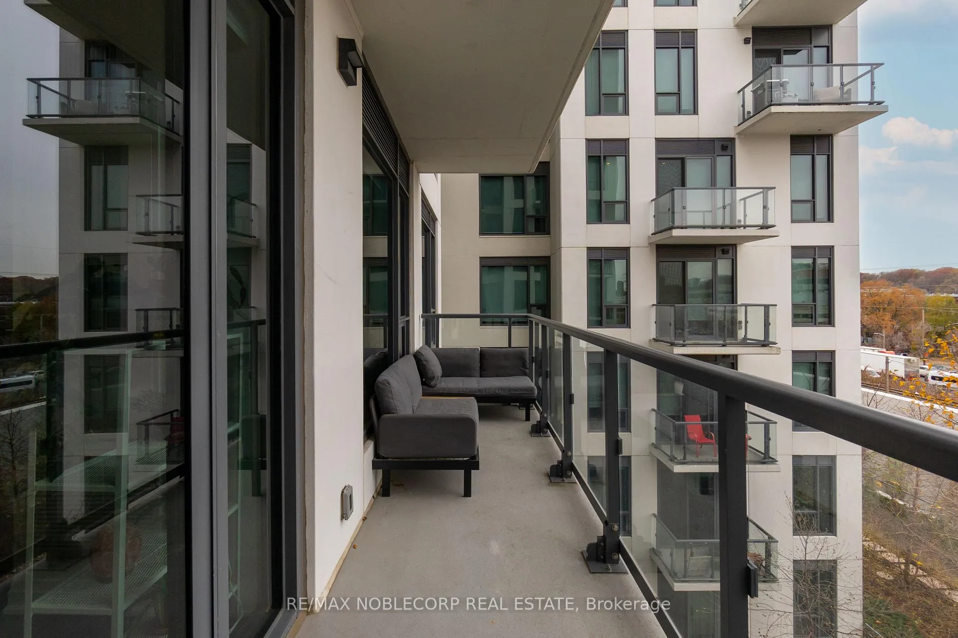 Photo 16 of Unit 531, 280 Howland Avenue, Toronto, The Annex — HOMEH