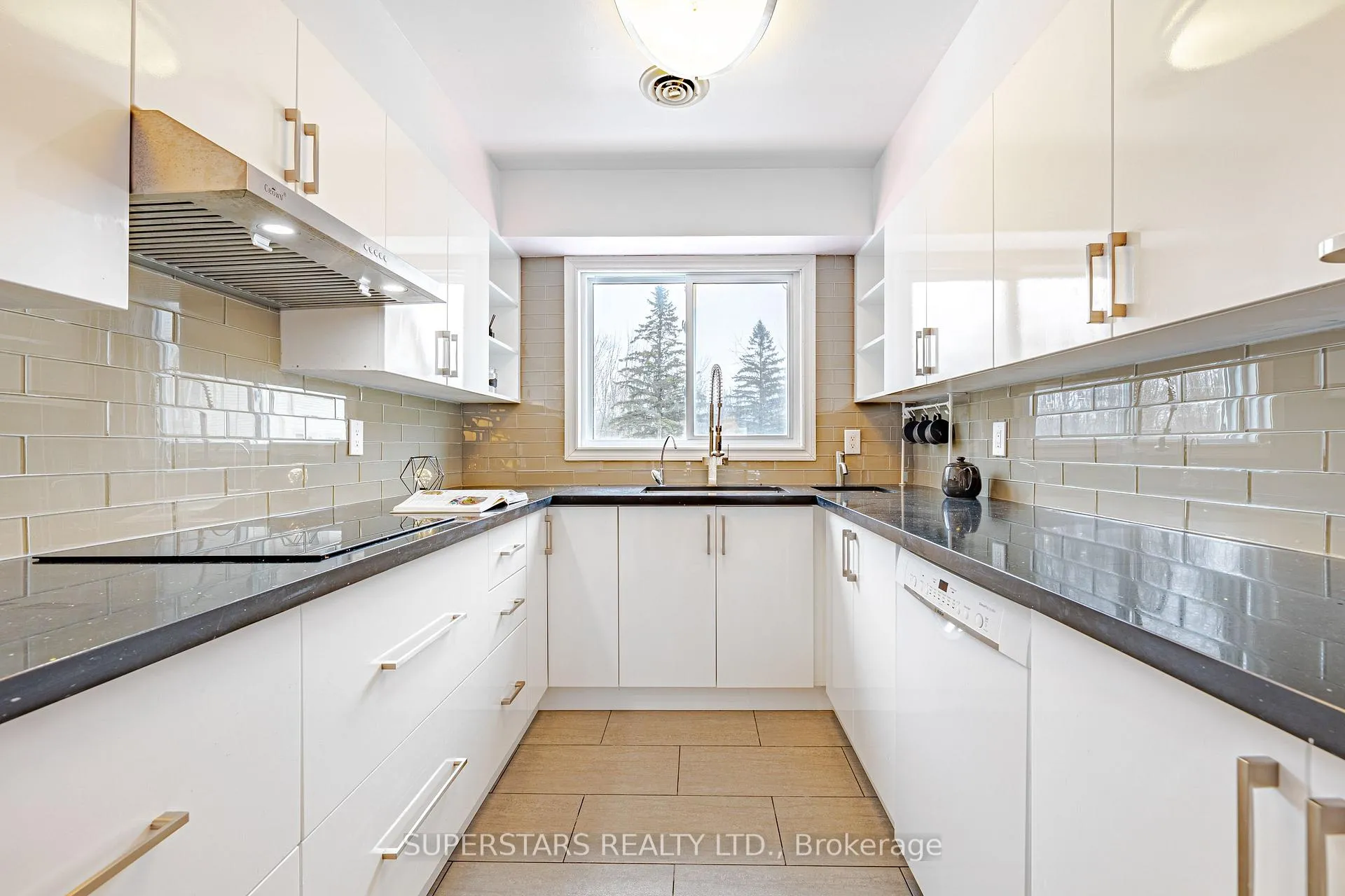 Photo 9 of Unit 23, 100 Laguna Parkway, Ramara, Rural Ramara — HOMEH