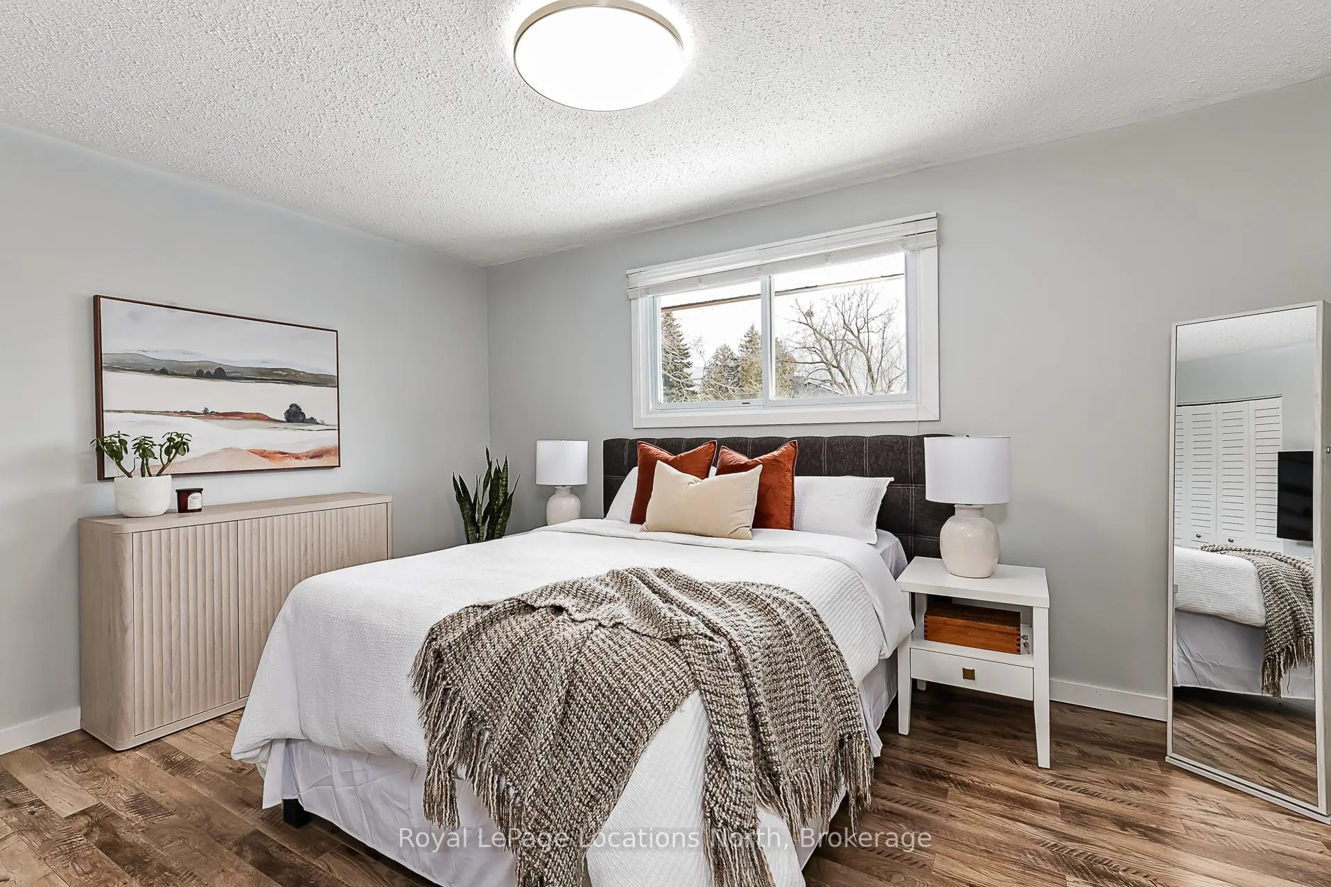 Photo 21 of 498 Spruce Street, Collingwood — HOMEH
