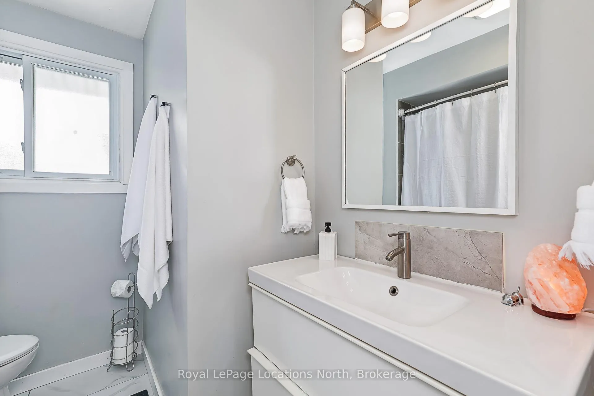 Photo 26 of 498 Spruce Street, Collingwood — HOMEH