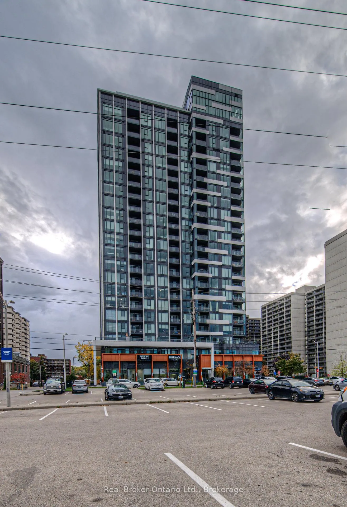 Photo 2 of Unit 705, 500 Brock Avenue, Burlington, Brant — HOMEH