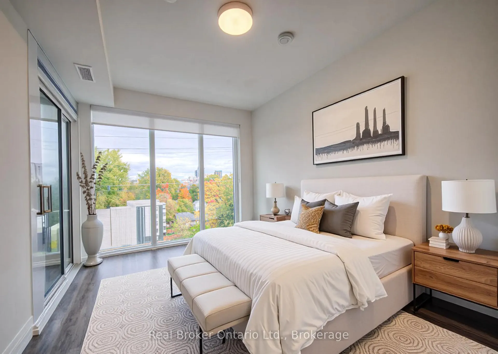 Photo 16 of Unit 705, 500 Brock Avenue, Burlington, Brant — HOMEH