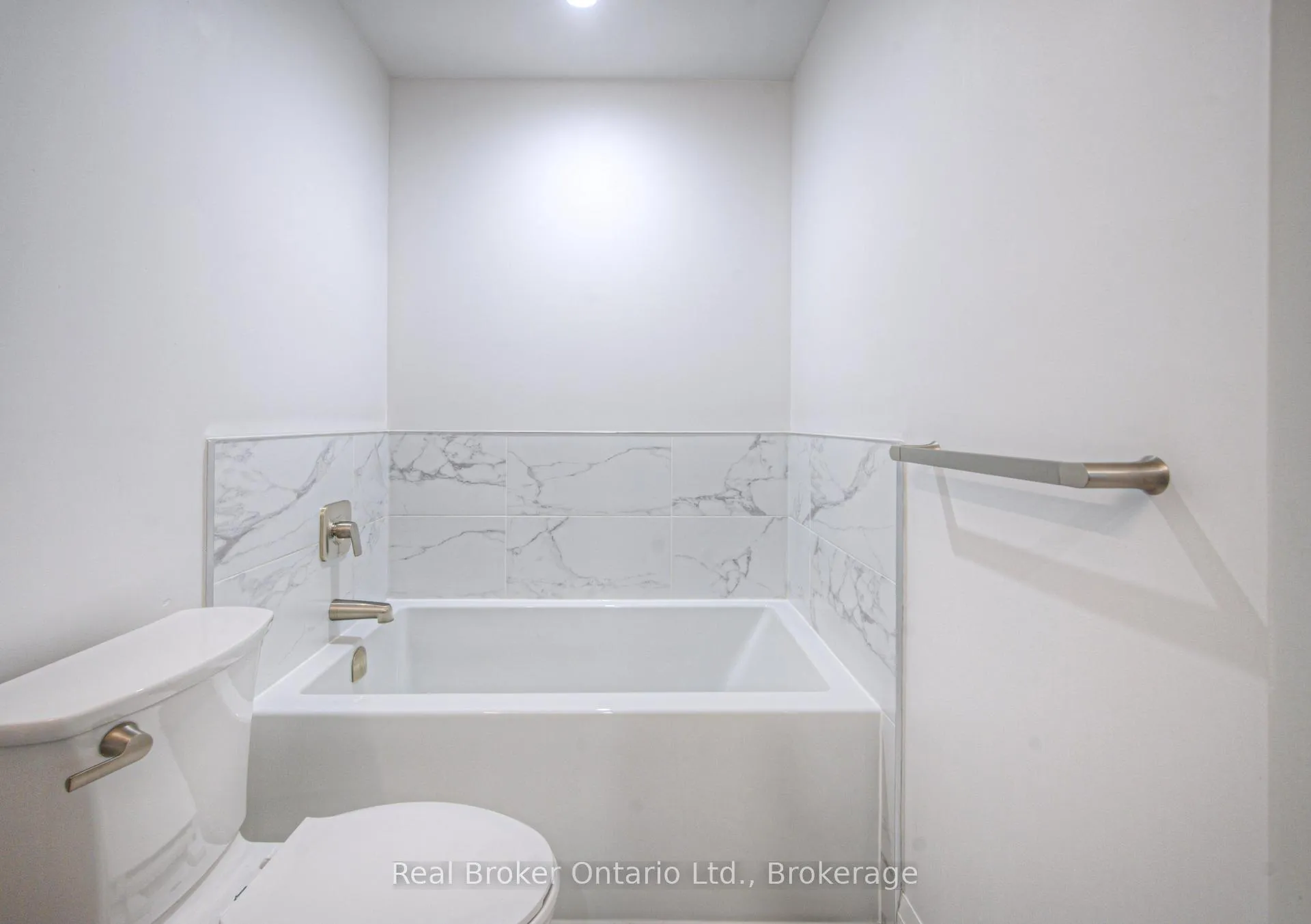 Photo 20 of Unit 705, 500 Brock Avenue, Burlington, Brant — HOMEH