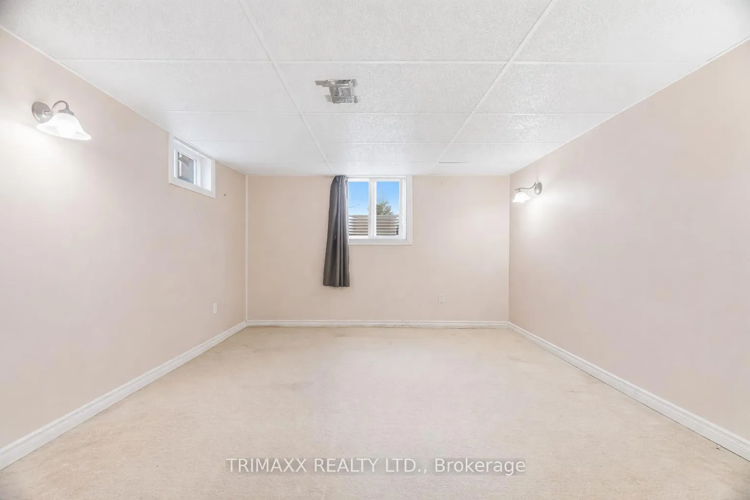 Photo 16 of 3316 Mclaren Crescent, Niagara Falls, Stamford — HOMEH