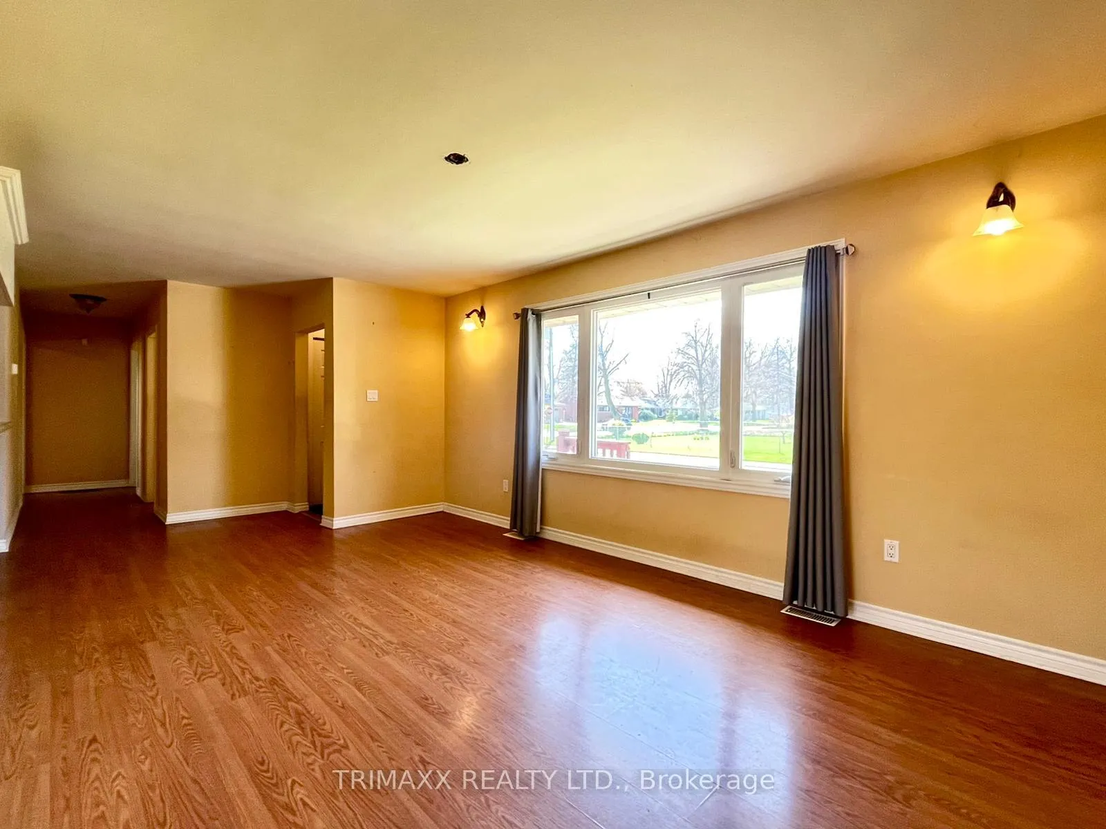 Photo 26 of 3316 Mclaren Crescent, Niagara Falls, Stamford — HOMEH