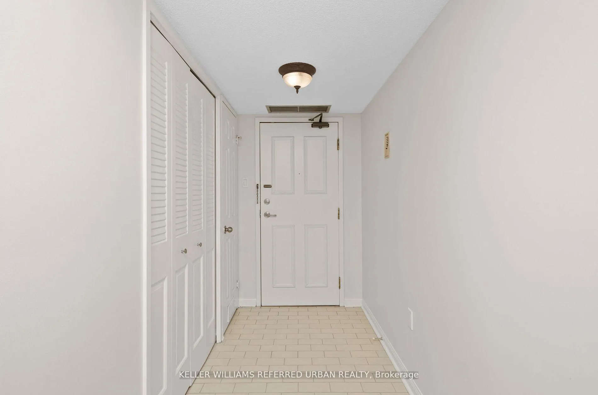 Photo 10 of Unit 522, 255 The Donway, North York, Banbury-Don Mills — HOMEH