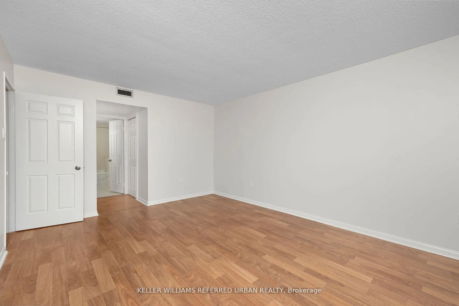 Photo 16 of Unit 522, 255 The Donway, North York, Banbury-Don Mills — HOMEH